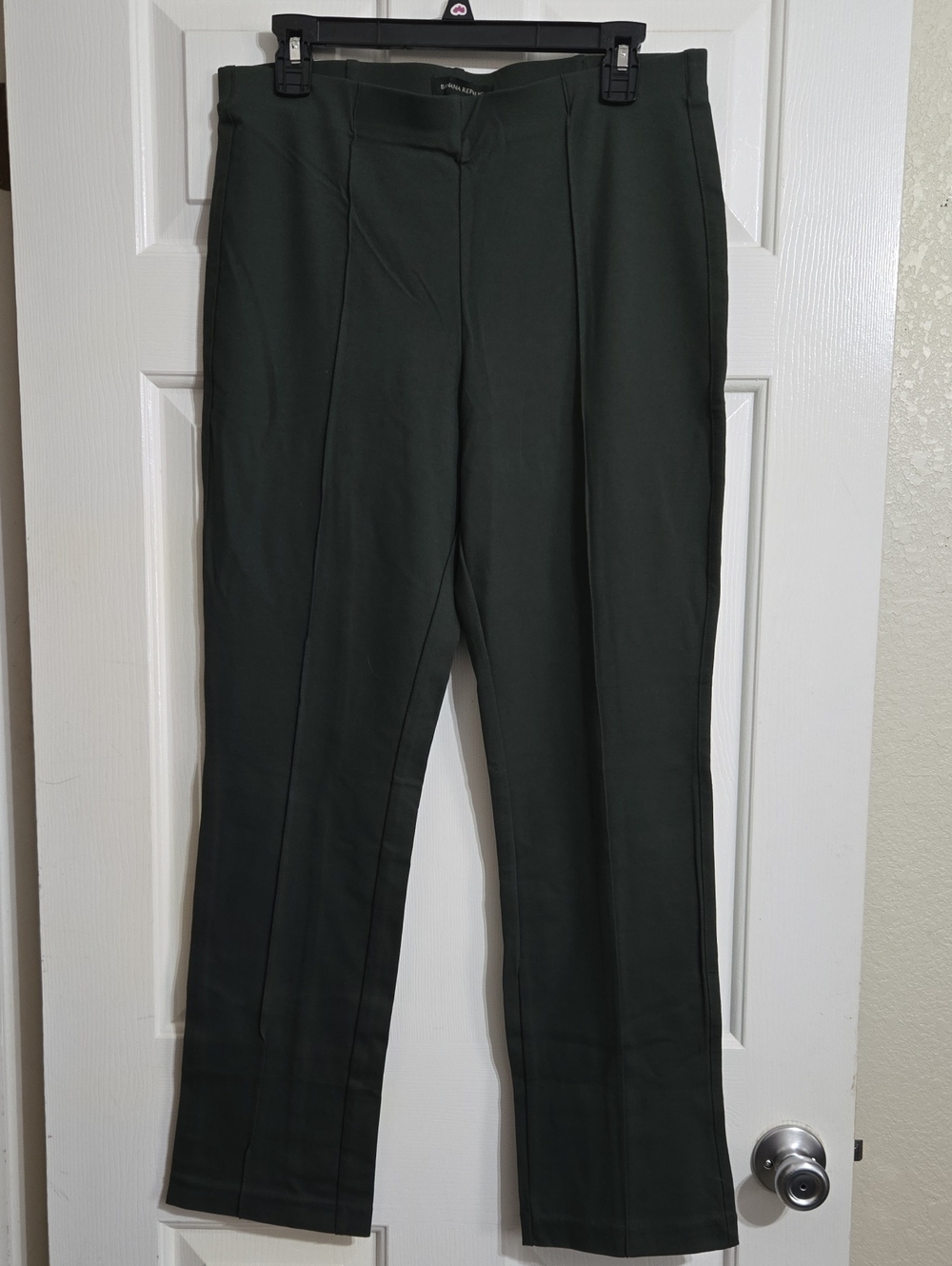 Banana Republic Dark Green Straight-Leg Dress Pants